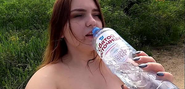  I ride naked in the village) I cool my tits with water and sperm